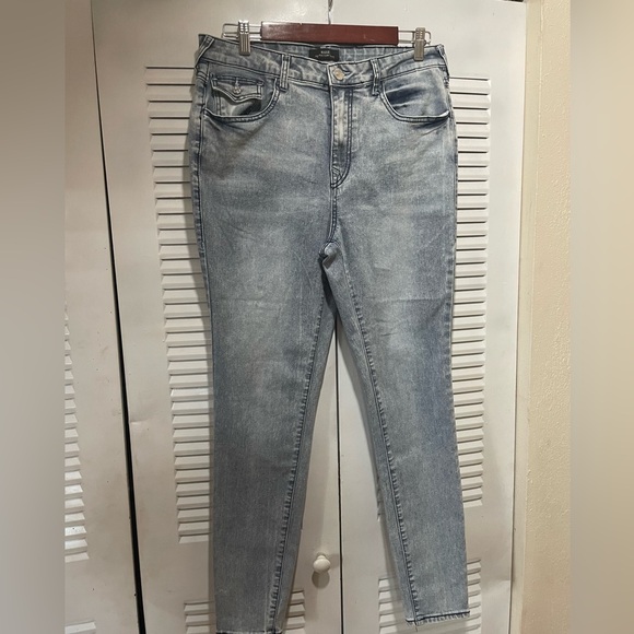 True Religion Denim - TRUE RELIGION BRAND JEANS